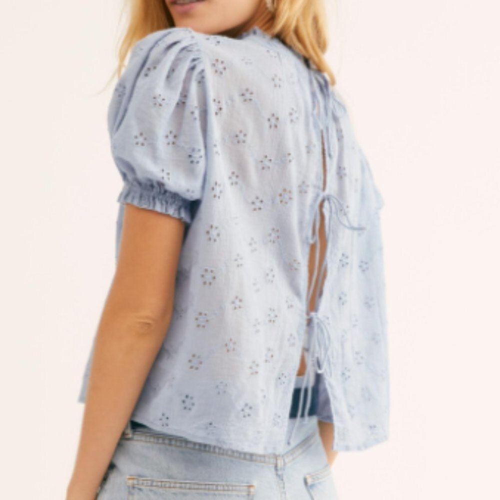 Light Blue Eyelet Tie-Back Puff Sleeve Top